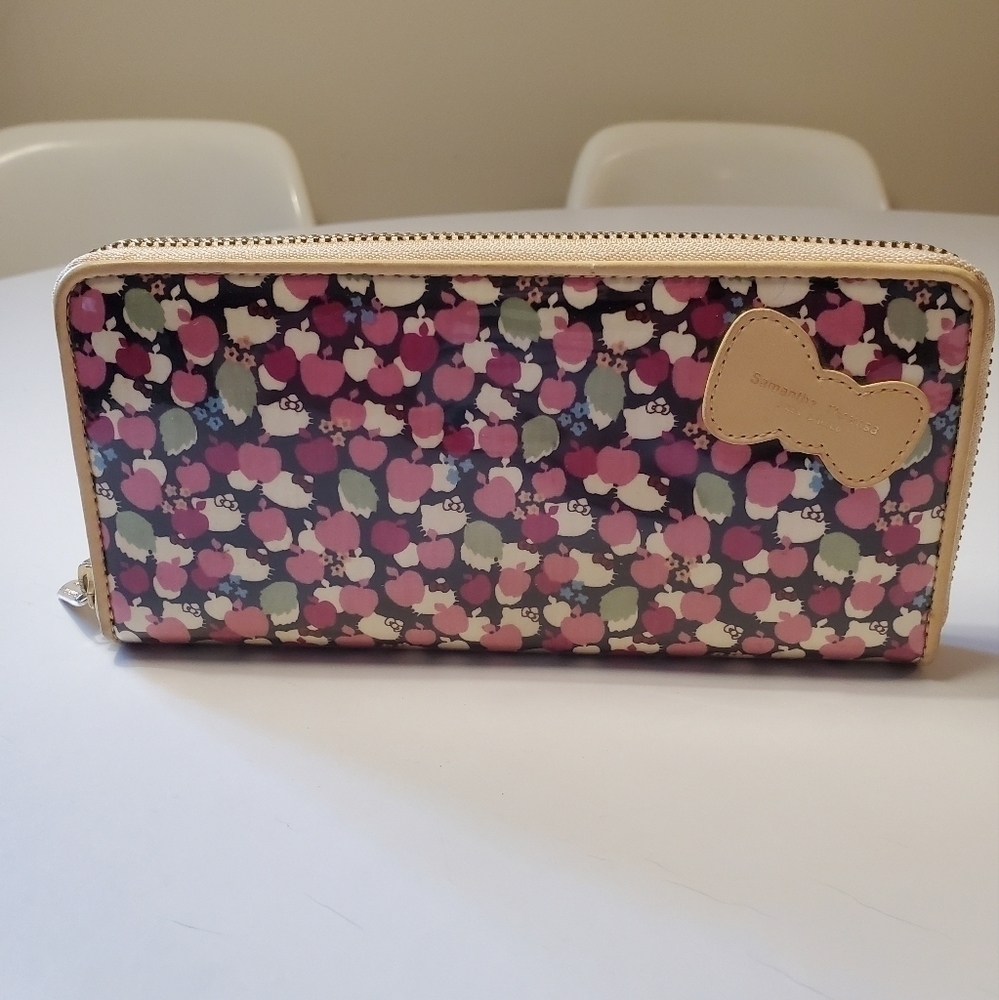 Hello Kitty Samantha Thavasa Petot Choice Wallet